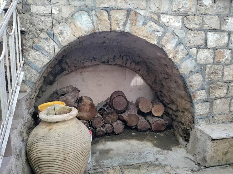 שלווה בעיר העתיקה - Peace In The Heart Of The Old City Safed Esterno foto