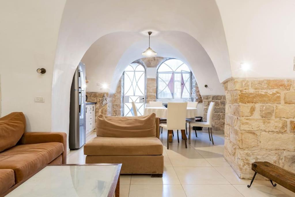 שלווה בעיר העתיקה - Peace In The Heart Of The Old City Safed Esterno foto